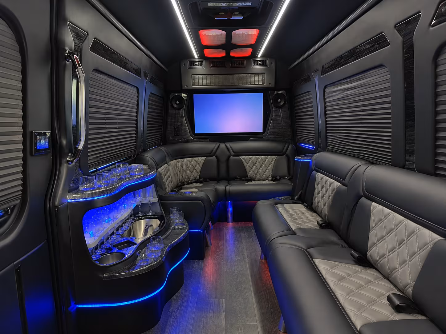 college campus tour buses for spokane area high school groups