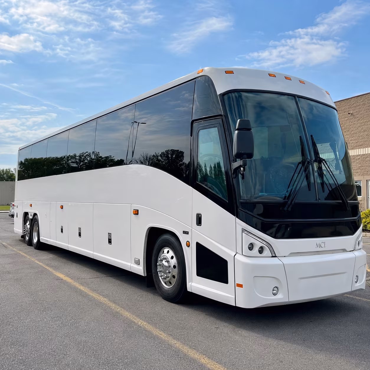 corporate airport transfer buses to and from spokane international geg